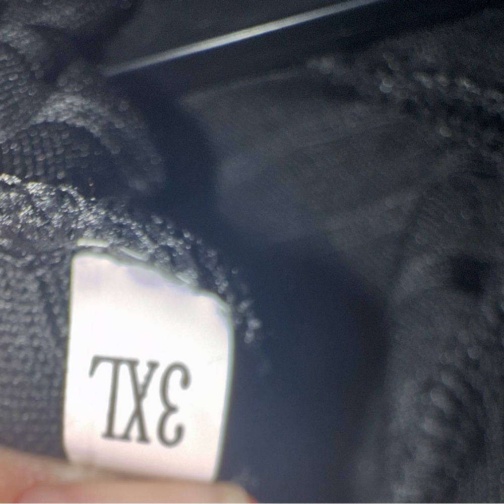 Women's Black Ribbed Top - Picture 3 of 3